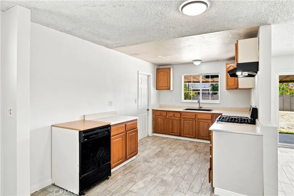 6606 Mount Whitney Drive, Buena Park, CA 90620 - Photo 5 of 33, Buena Park, CA