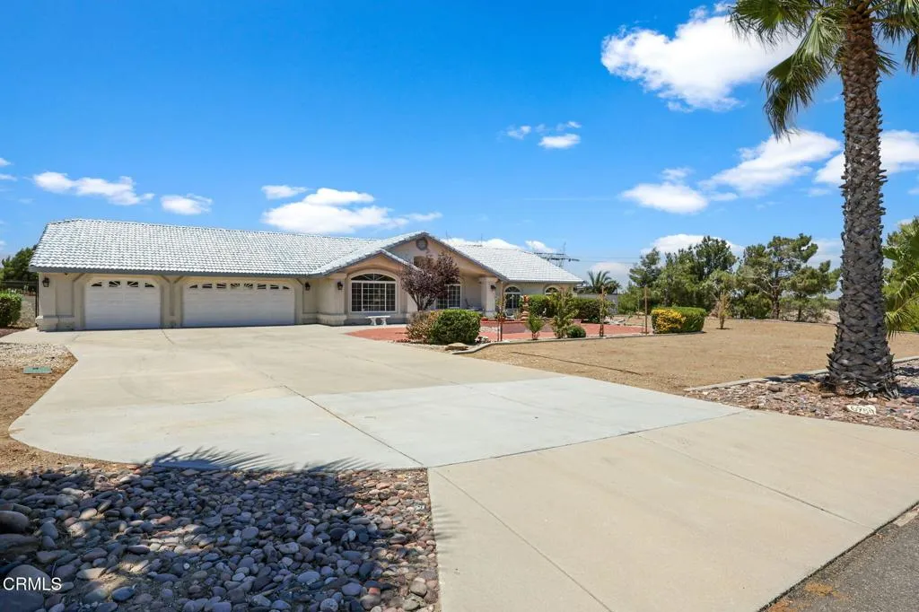6754 Braceo Street, Oak Hills, CA 92344 - Photo 5 of 43, Oak Hills, CA