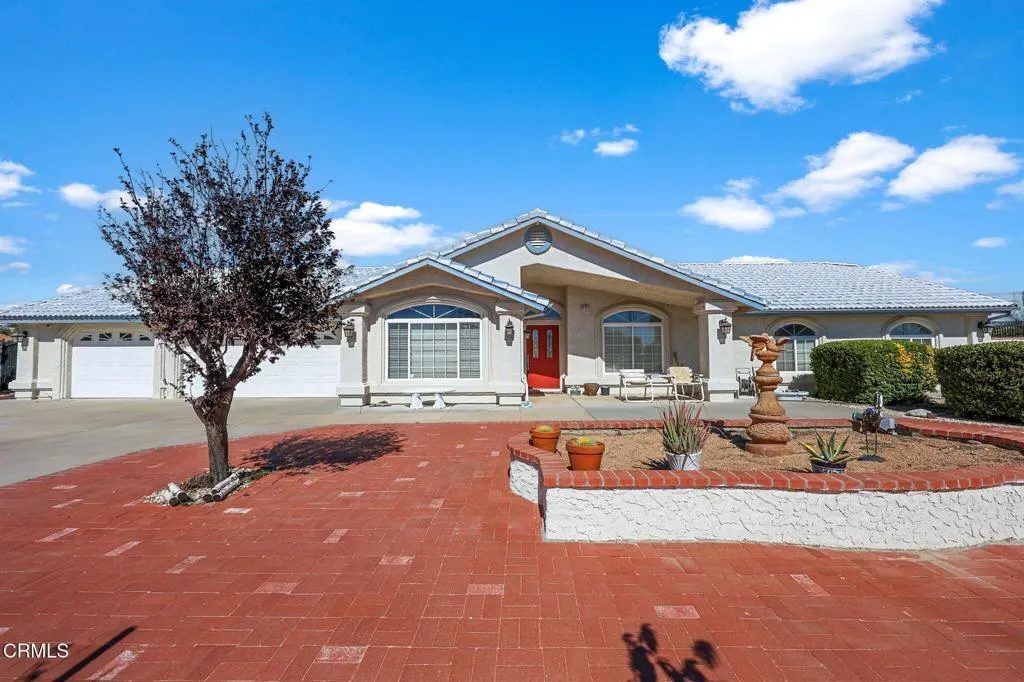 Oak Hills, CA 92344