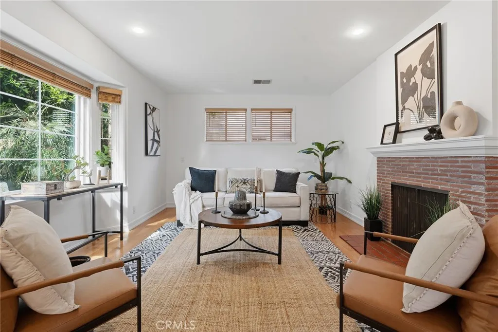 14335 Magnolia, Sherman Oaks, CA 91423 - Main photo, Sherman Oaks, CA