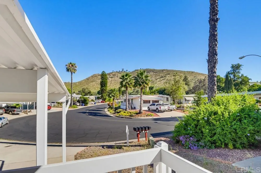 https://cdn.realtyfeed.com/cdn/127/306763588/30548da6dbd6d357adf1cc0b34978d2a.webp
