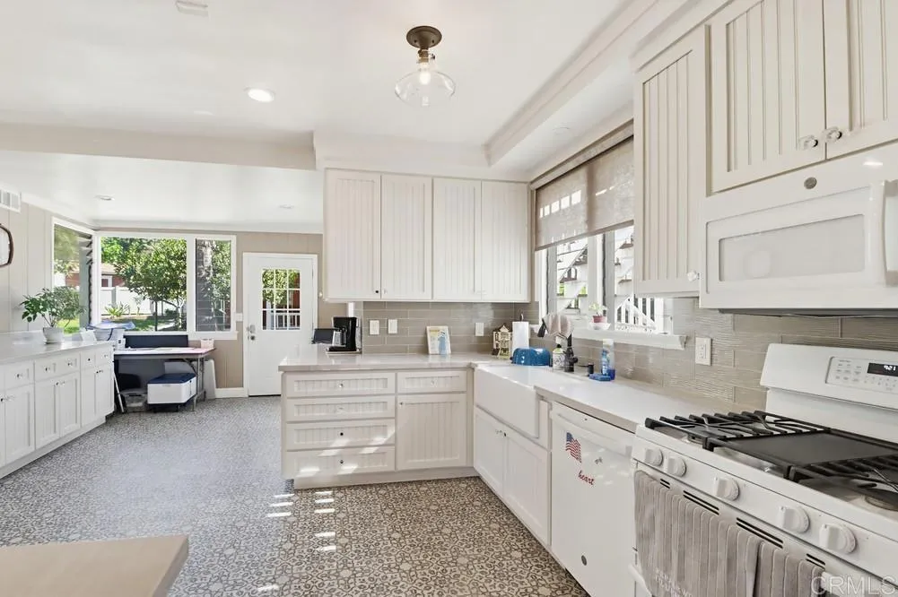 https://cdn.realtyfeed.com/cdn/127/306763588/4058e873ab1562356ef649e18bab88e7.webp
