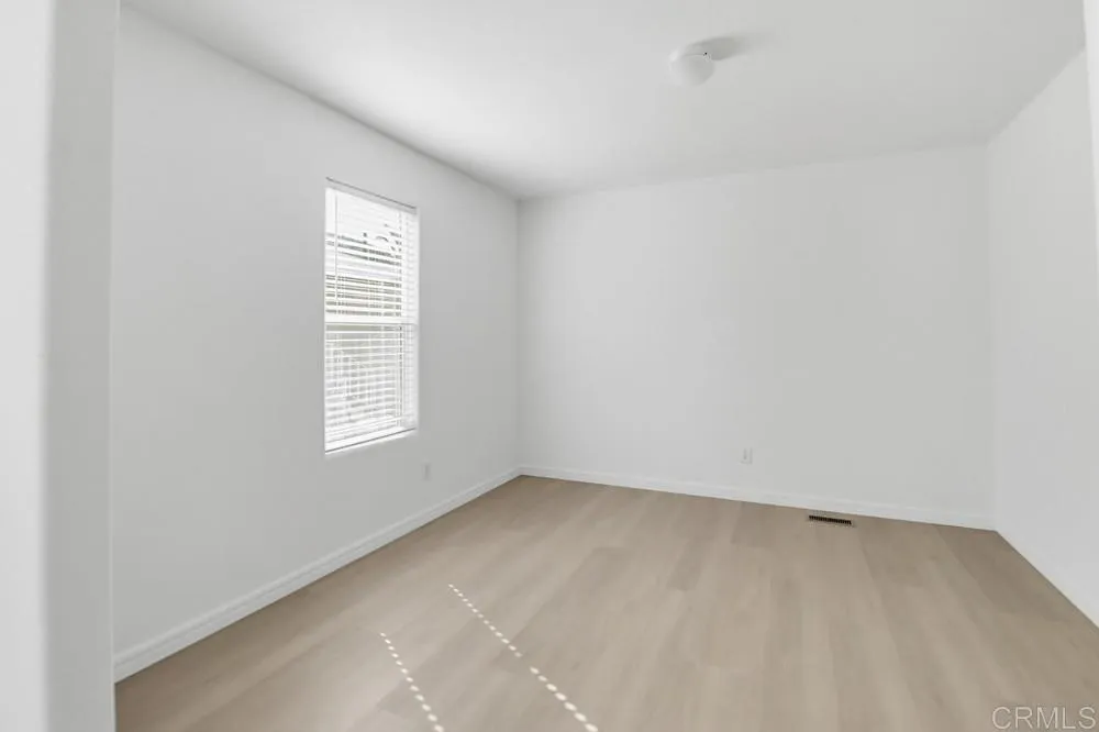https://cdn.realtyfeed.com/cdn/127/306763588/6ee98d11ae8466c00554d645c666eca7.webp