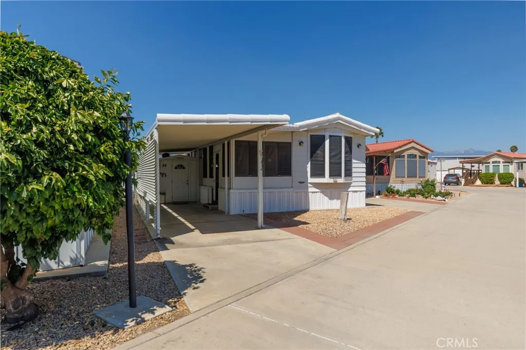 1295 S Cawston, Hemet, CA 92545 - Main photo, Hemet, CA