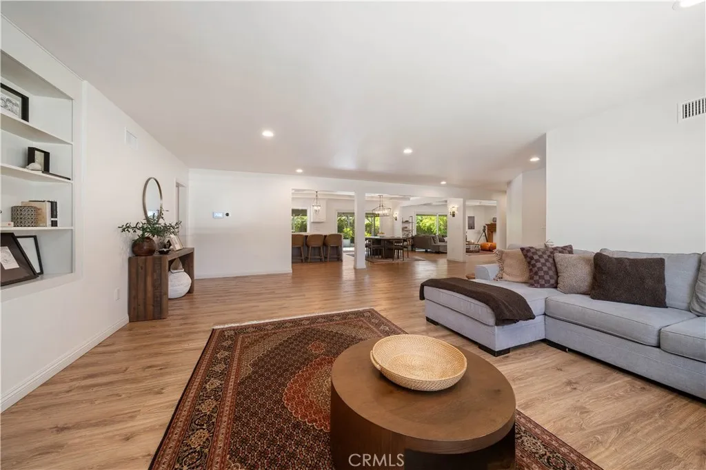 5748 Larryan Drive, Woodland Hills, CA 91367 - Photo 5 of 35, Woodland Hills, CA