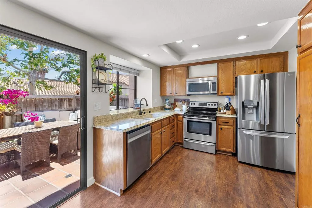 1651 S Juniper Street Unit 166, Escondido, CA 92025 - Photo 5 of 39, Escondido, CA