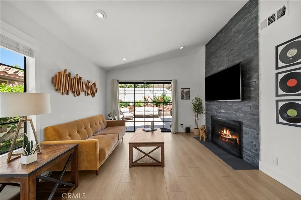 749 Congressional Road, Simi Valley, CA 93065 - Photo 2 of 31, Simi Valley, CA