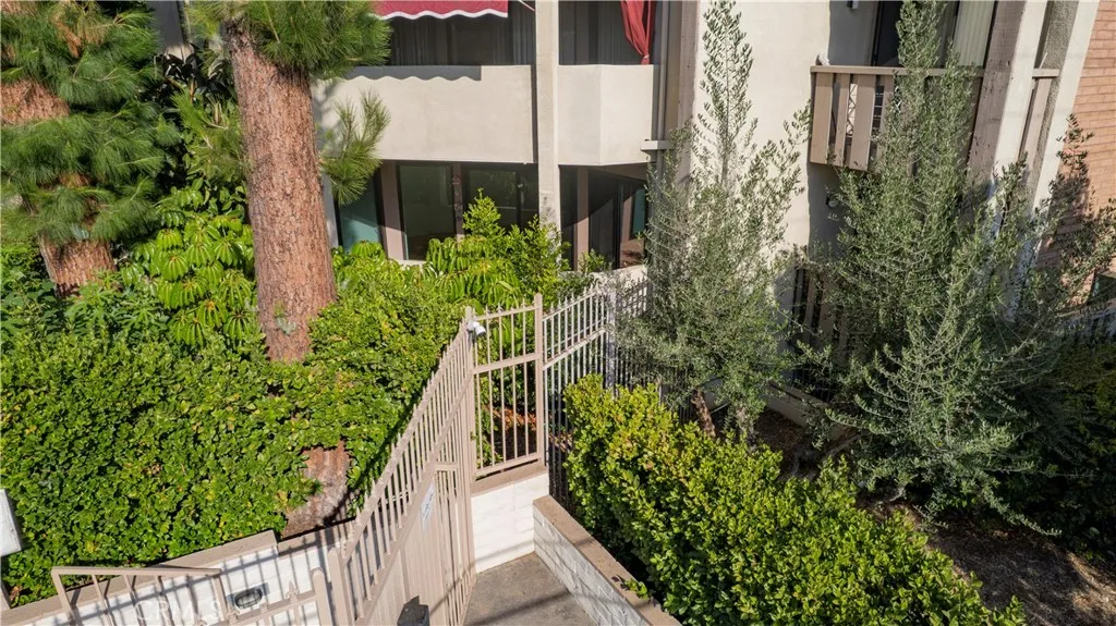 5236 Yarmouth Unit 113, Encino, CA 91316 - Photo 4 of 59, Encino, CA