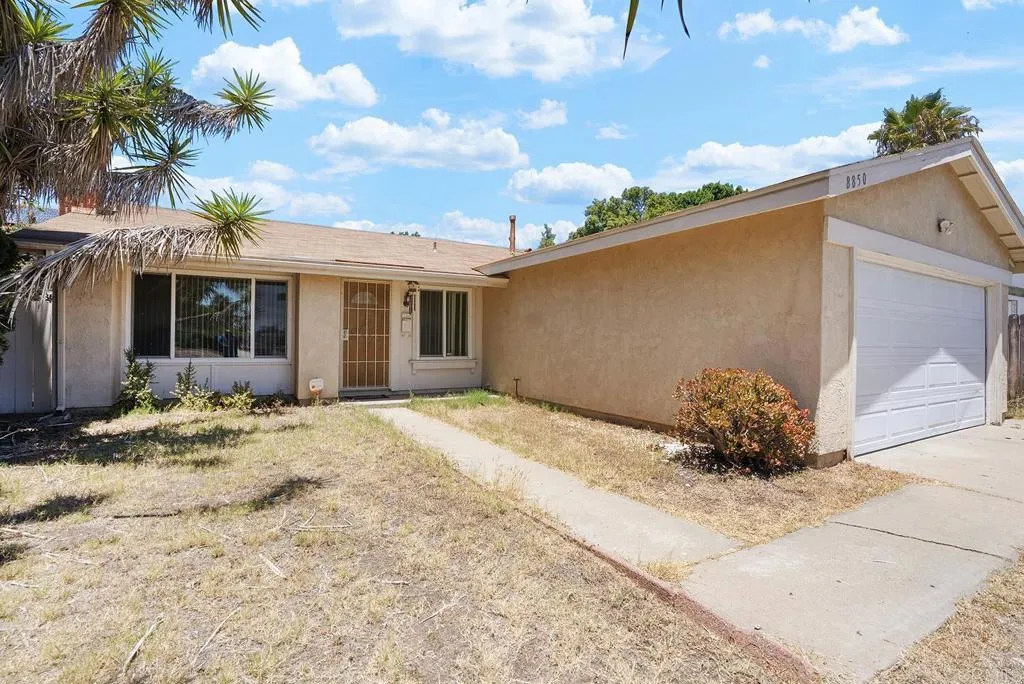 https://cdn.realtyfeed.com/cdn/127/306763616/8869cd0db24c116cd678a96580439a69.webp