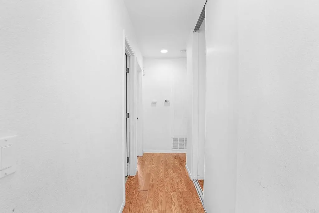 https://cdn.realtyfeed.com/cdn/127/306763616/f3bbcdcf27d93a7ef3cb2e610113bd4b.webp