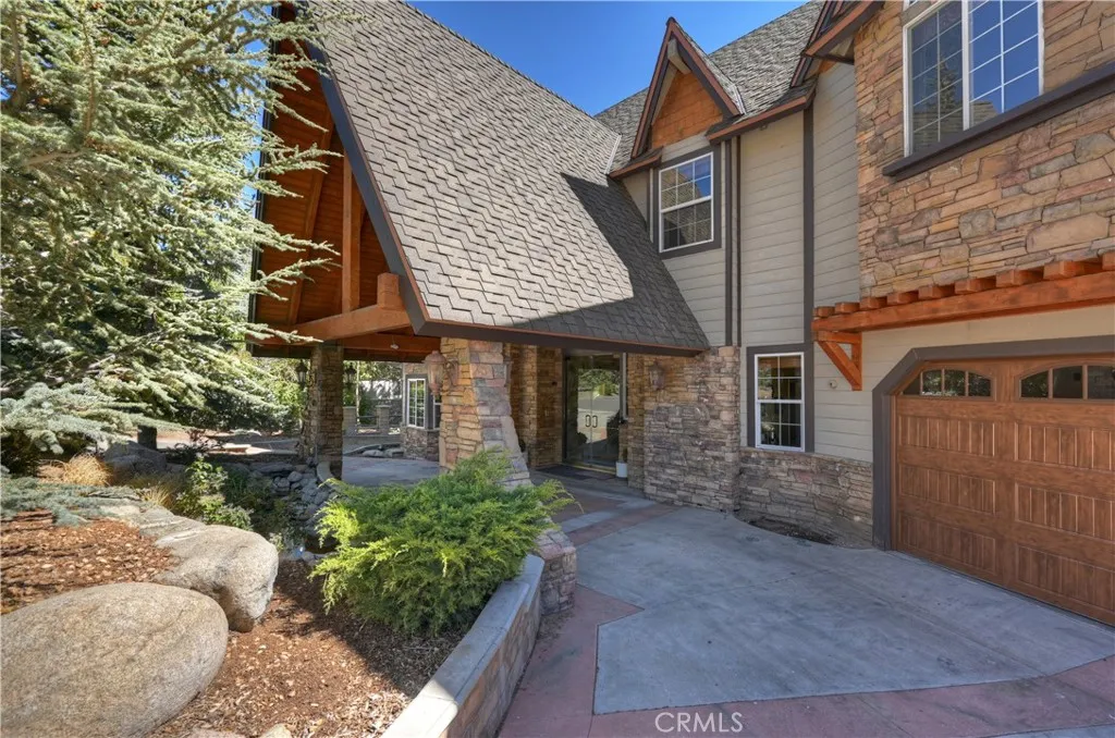 42413 Bear Loop, Big Bear City, CA 92314 - Photo 5 of 60, Big Bear City, CA