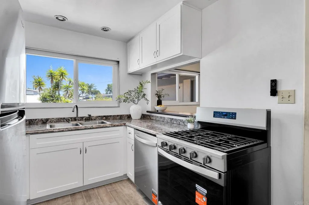 https://cdn.realtyfeed.com/cdn/127/306763628/16a58a321870ebf3438d8663f18b1e36.webp