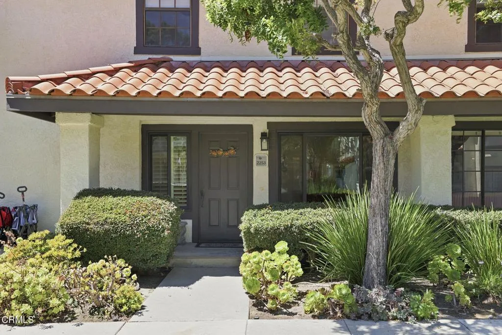 2253 Martinique Lane, Oxnard, CA 93035 - Photo 5 of 60, Oxnard, CA