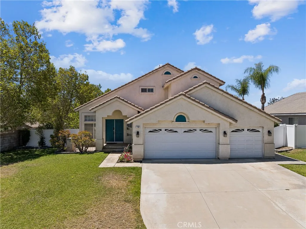 2709 W Buena Vista Drive, Rialto, CA 92377 - Main photo, Rialto, CA