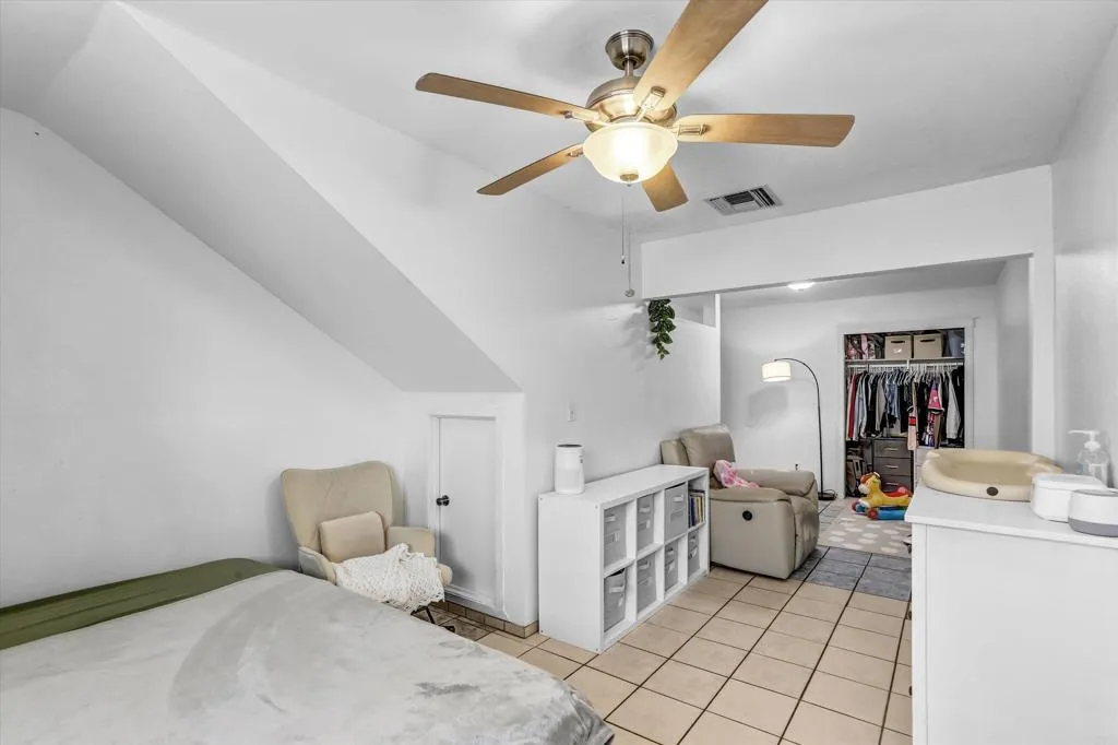 https://cdn.realtyfeed.com/cdn/127/306763676/9b0c4aba8315451d49acd7f7f6426d83.webp