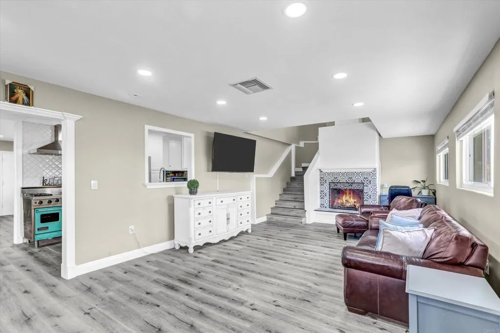 https://cdn.realtyfeed.com/cdn/127/306763676/d5a428c58c2e2061308c4dc7cd8264c3.webp