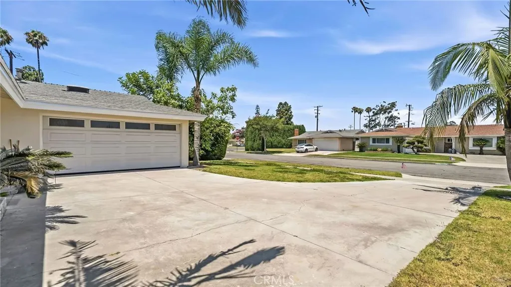 6022 Santa Barbara, Garden Grove, CA 92845 - Photo 5 of 42, Garden Grove, CA
