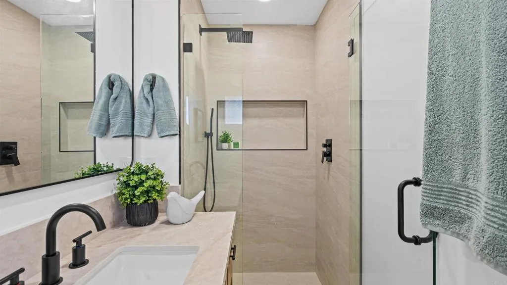 https://cdn.realtyfeed.com/cdn/127/306763690/16c910a8372659bd8a640c809cd8ced5.webp