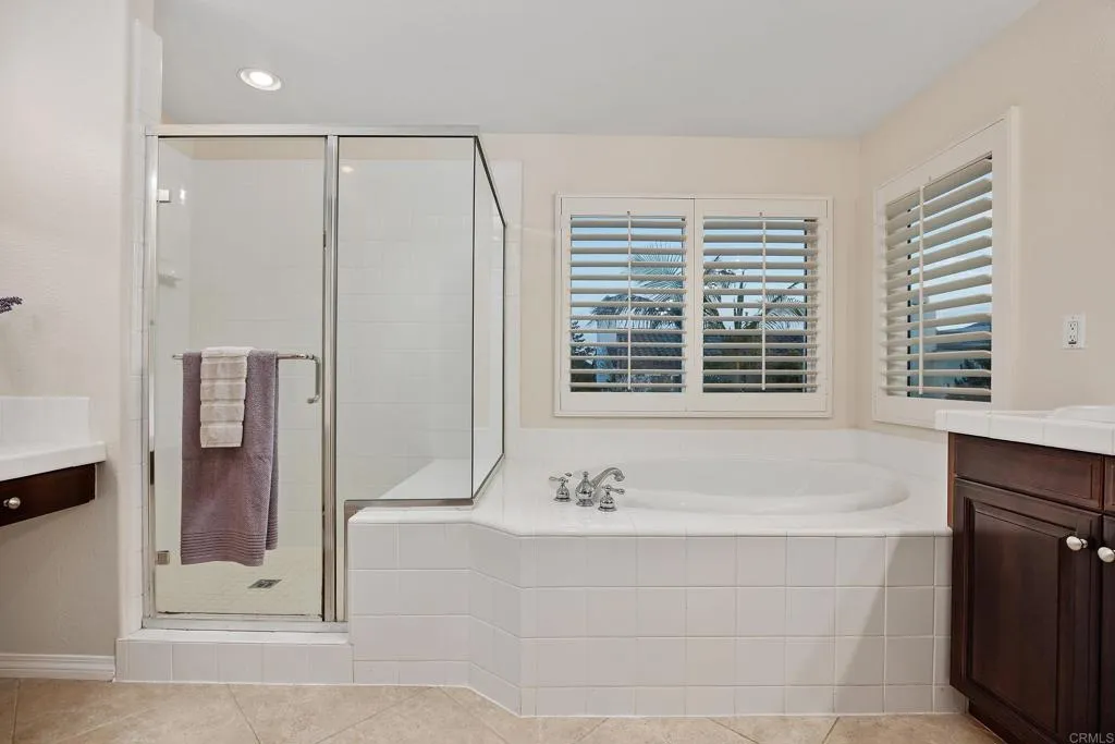 https://cdn.realtyfeed.com/cdn/127/306763740/170418294002a9e4663f8c50e9b618ae.webp