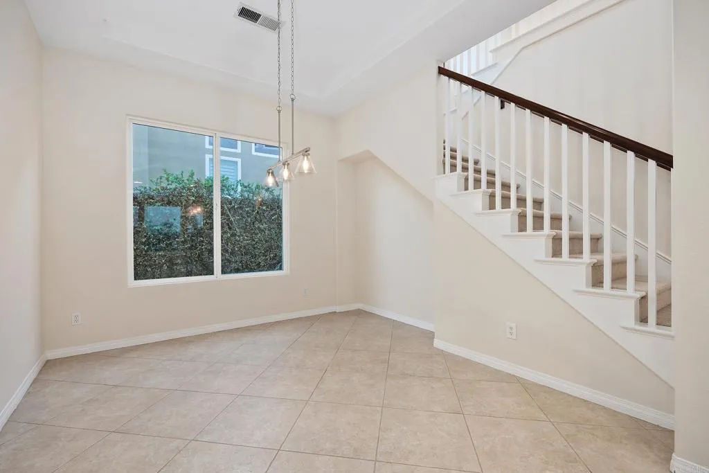 https://cdn.realtyfeed.com/cdn/127/306763740/592c09991f9244da0844c2ee6f47293d.webp