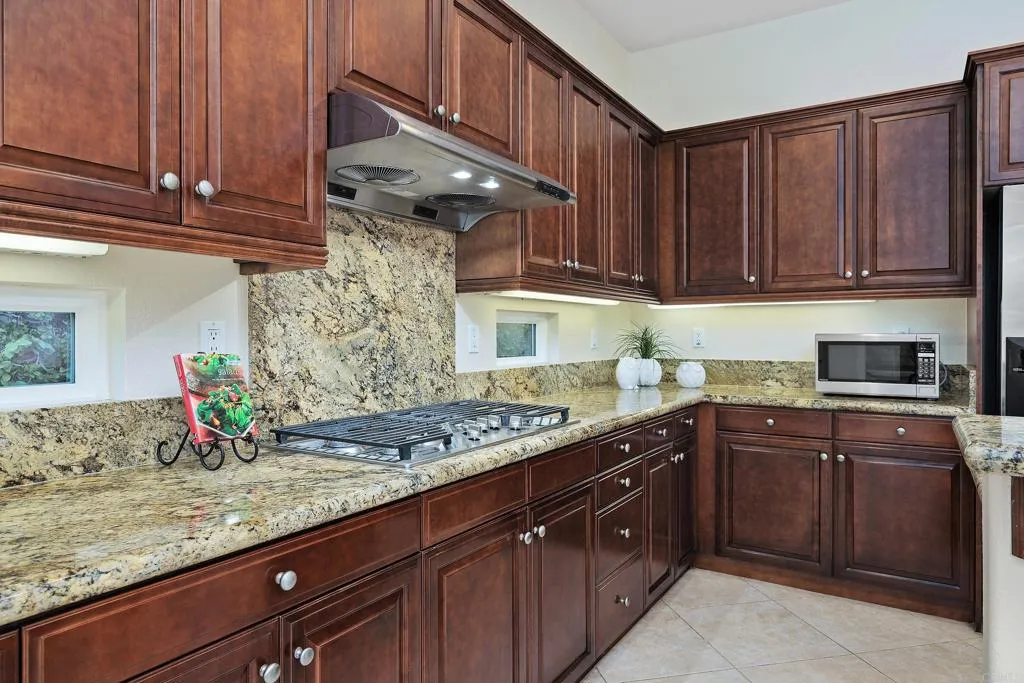 https://cdn.realtyfeed.com/cdn/127/306763740/e90581cb47349b613d77bb5a2abf38d9.webp