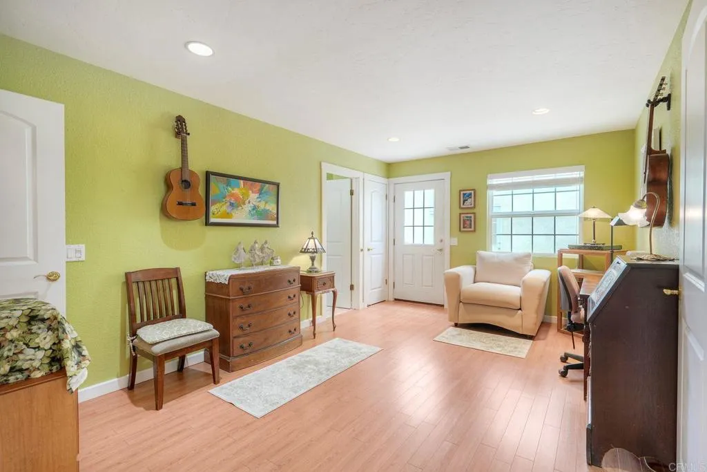 https://cdn.realtyfeed.com/cdn/127/306763770/49dac357d01177903403b84e89627d3a.webp