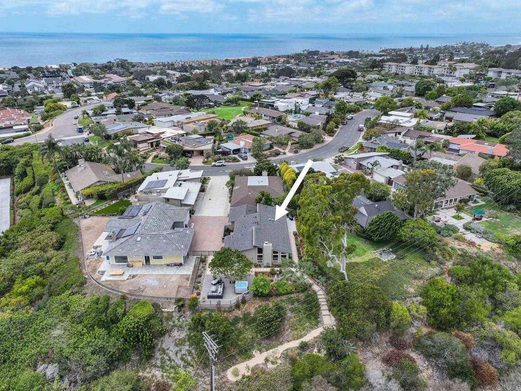 https://cdn.realtyfeed.com/cdn/127/306763774/ac80176585206e93290174e2a73b269d.webp