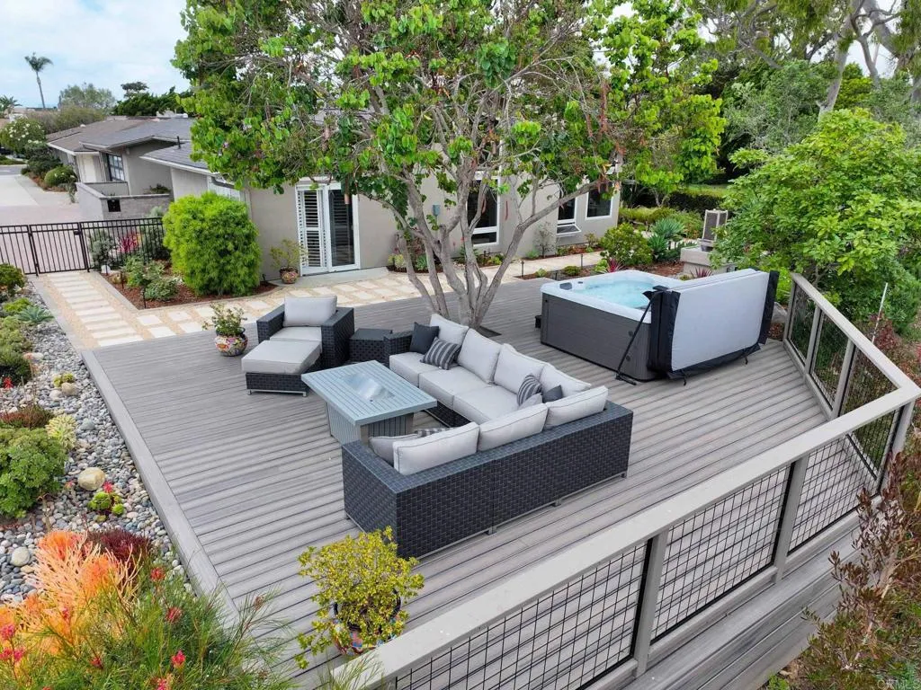 https://cdn.realtyfeed.com/cdn/127/306763774/f00ab3d5c144eff48338a5b1a3e2acf6.webp