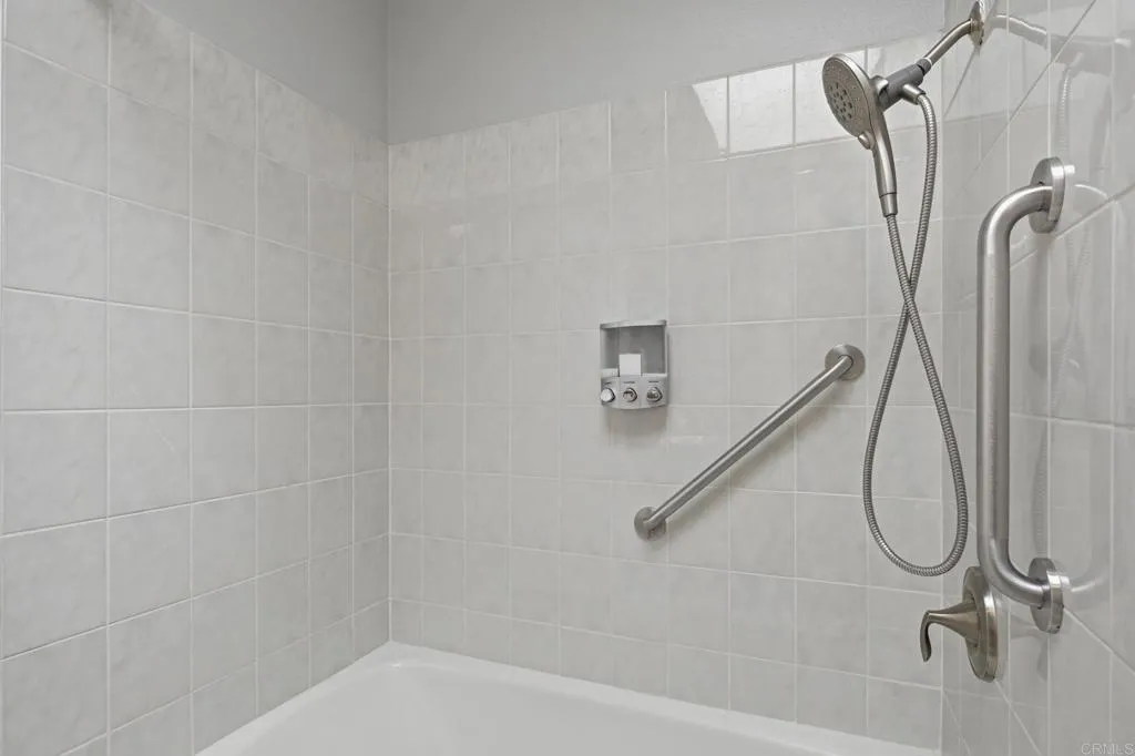 https://cdn.realtyfeed.com/cdn/127/306763788/01f1a36be3f731c4ad075276ef551d3a.webp