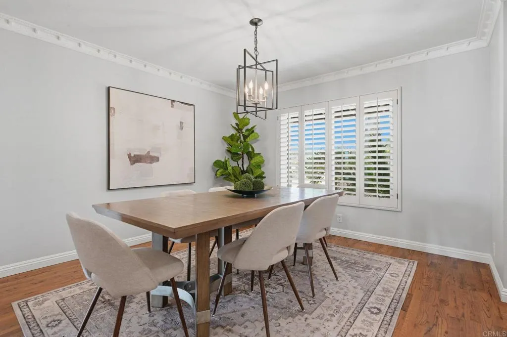 https://cdn.realtyfeed.com/cdn/127/306763788/8125de595f050b49df15abbd30e078cc.webp