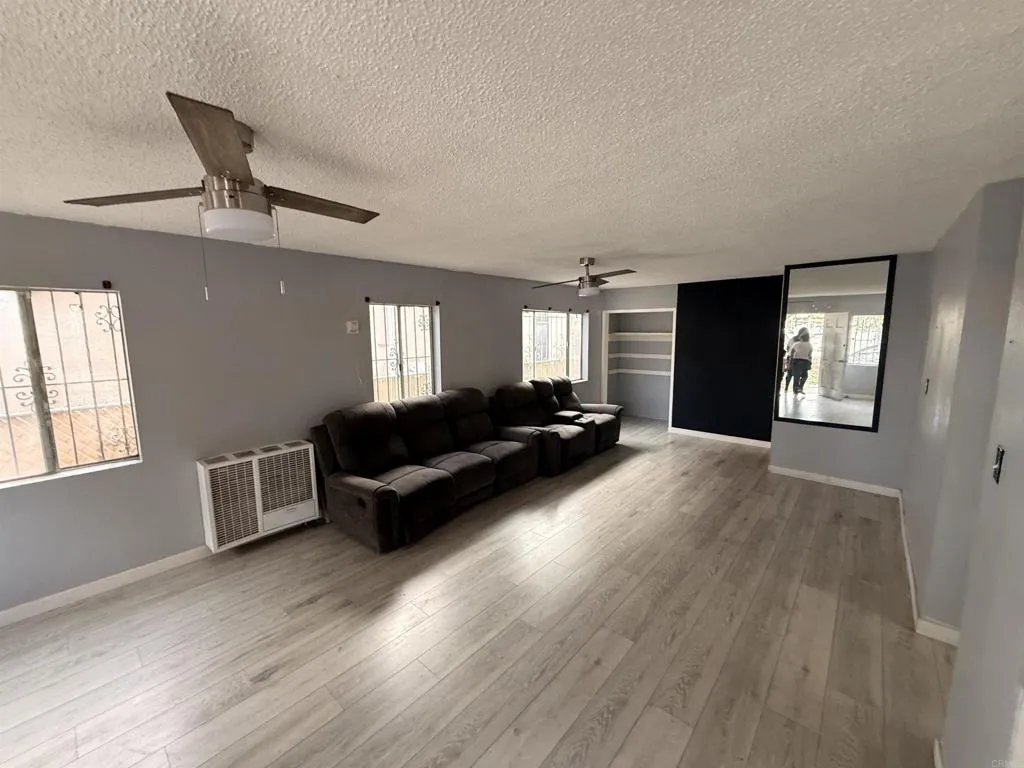 Photo #3: PTP2605171 Listing: Photo #3