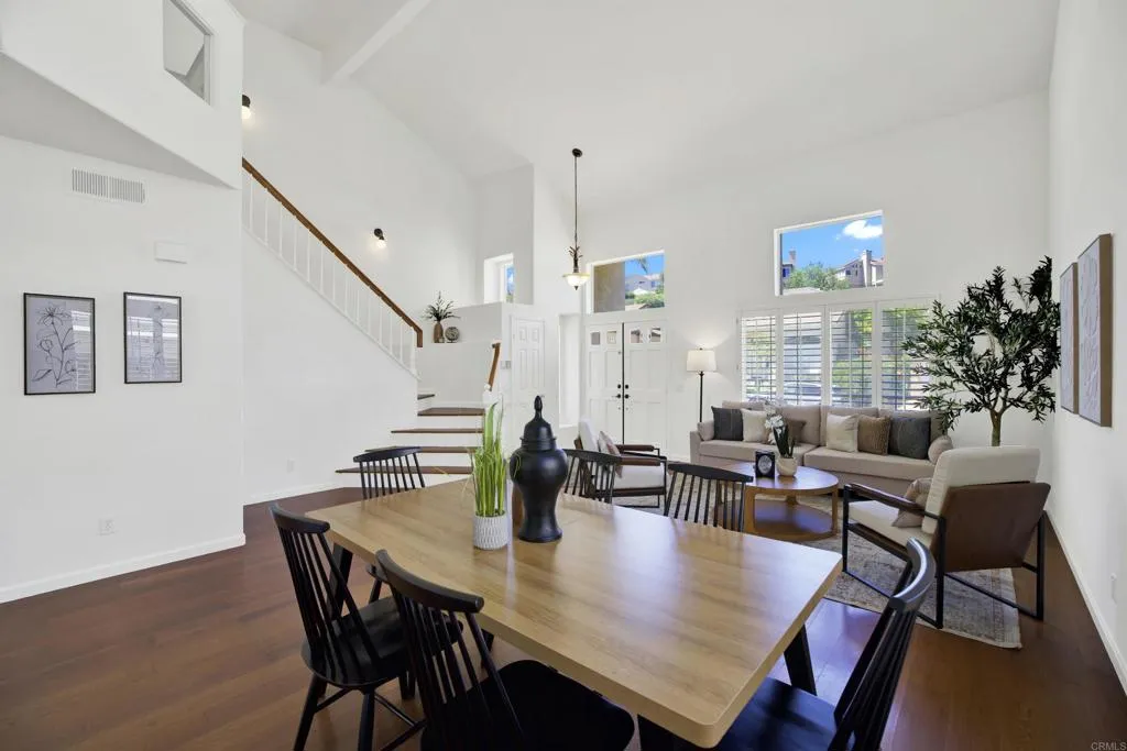 https://cdn.realtyfeed.com/cdn/127/306763819/8093918d37403942454cd12b836a71ec.webp