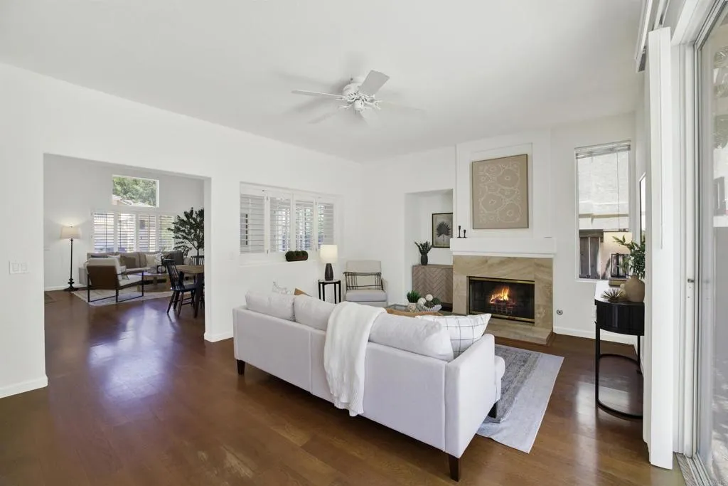 https://cdn.realtyfeed.com/cdn/127/306763819/8d6b213693abace1d6ab3874affb0b79.webp