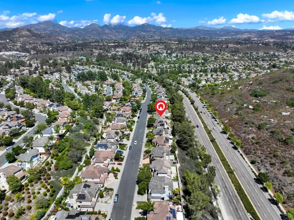 https://cdn.realtyfeed.com/cdn/127/306763819/c599b61cfc5d0219ebfd38f2060abb95.webp