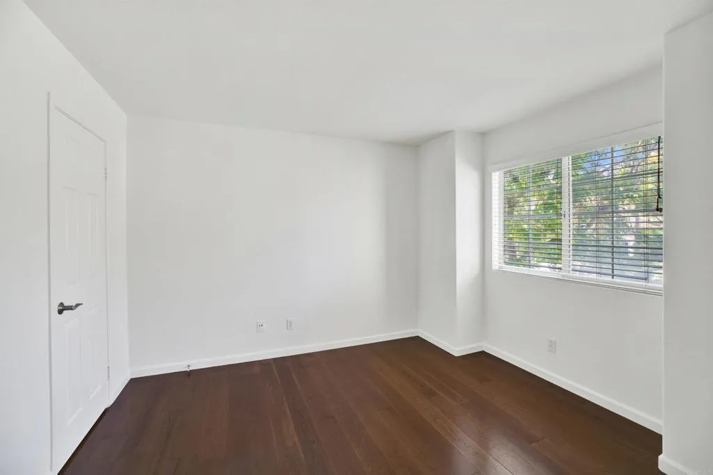 https://cdn.realtyfeed.com/cdn/127/306763819/cd48ede37bddc7ace20c289cc592fa19.webp