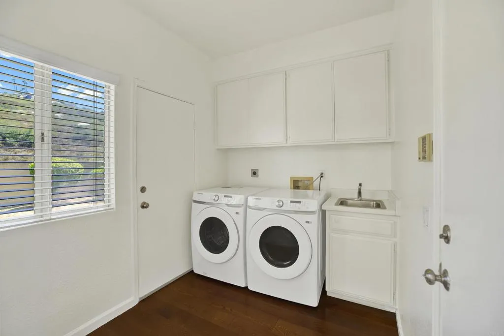 https://cdn.realtyfeed.com/cdn/127/306763819/ffb7a2ec98a22b169dfe291490678c4c.webp