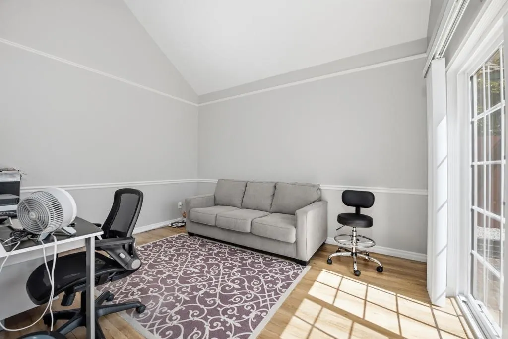 https://cdn.realtyfeed.com/cdn/127/306763825/880e8d90e1fb4a111f3f36a5e03c12e3.webp