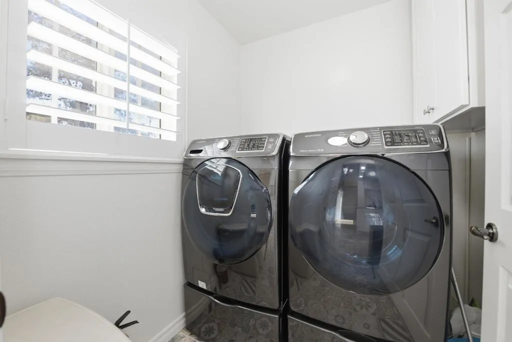 https://cdn.realtyfeed.com/cdn/127/306763825/b7a4488e3dbadb3ccf4fbc29bb0eb04d.webp