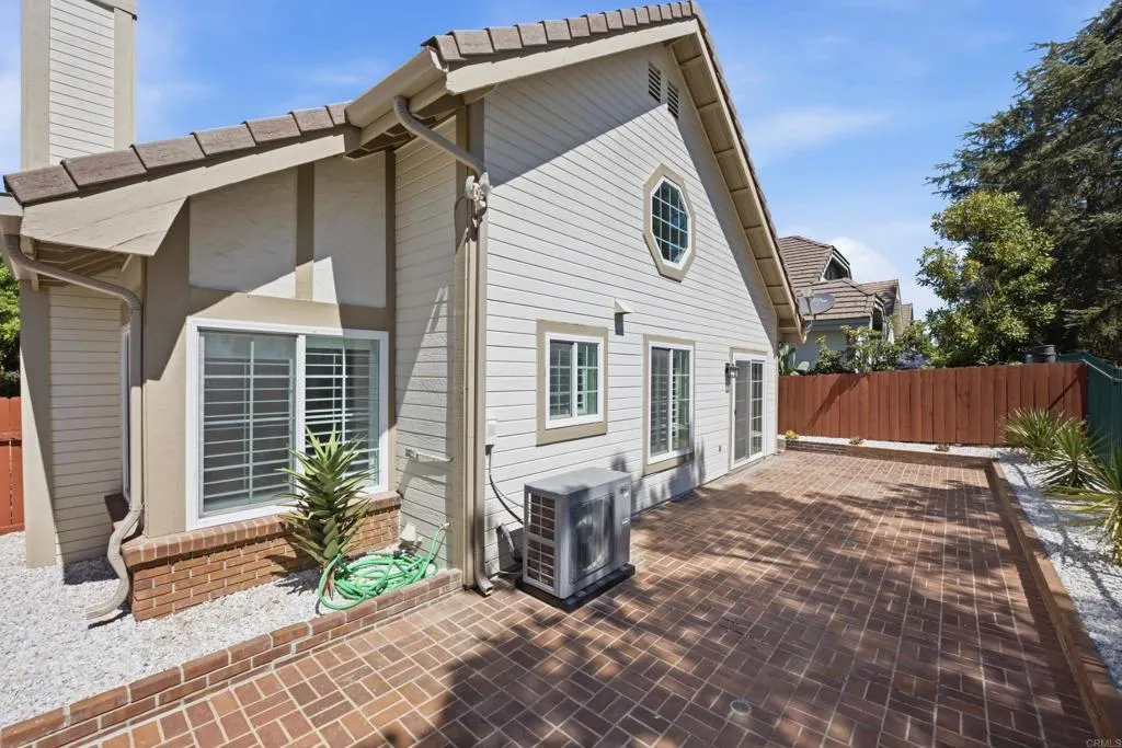 https://cdn.realtyfeed.com/cdn/127/306763825/c279127b4e6d0b32aa4ec05d7f832d6d.webp