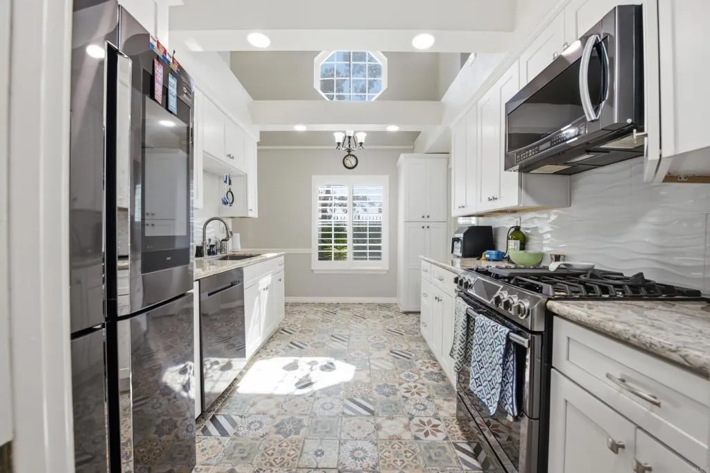 https://cdn.realtyfeed.com/cdn/127/306763825/fa7397843415cc128c6979bb023e3dd2.webp