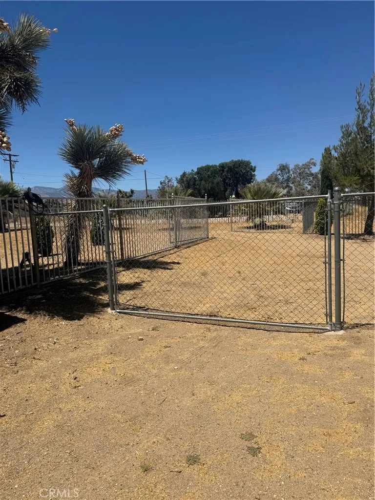 9379 Middleton Road, Phelan, CA 92371 - Photo 4 of 4, Phelan, CA