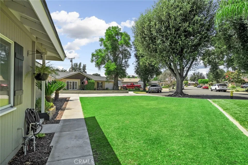 609 Cardinal Lane, Redlands, CA 92374 - Photo 4 of 41, Redlands, CA