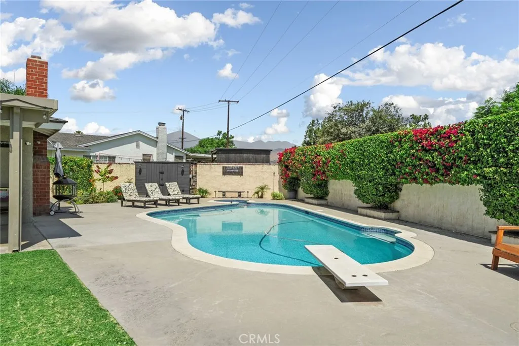 609 Cardinal Lane, Redlands, CA 92374 - Photo 2 of 41, Redlands, CA