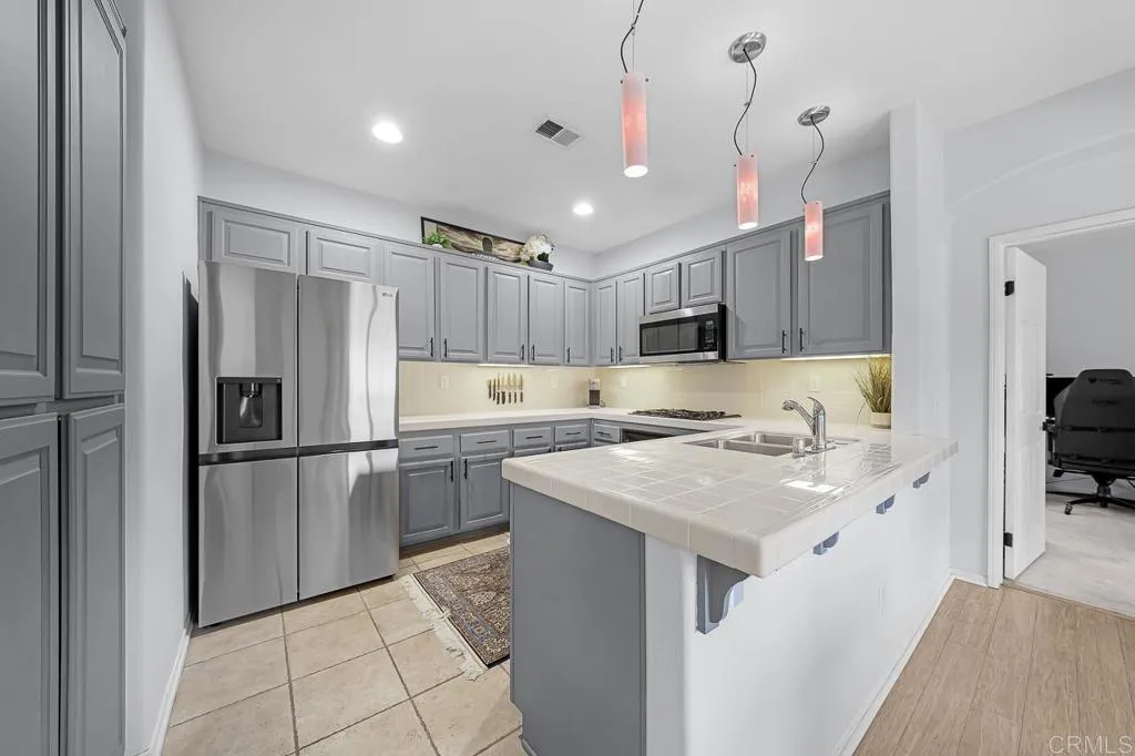 Photo #13: PTP2605176 Listing: Photo #13