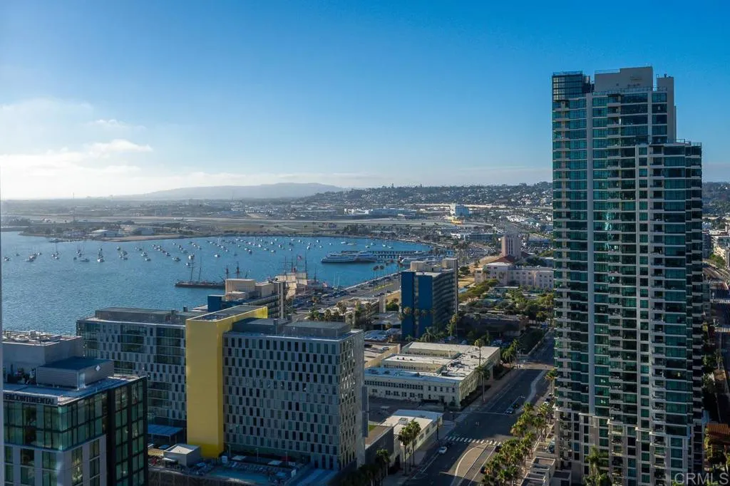 https://cdn.realtyfeed.com/cdn/127/306763987/cf878794564ee32836e7d42ea1142c76.webp
