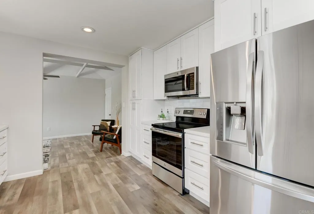 https://cdn.realtyfeed.com/cdn/127/306763989/0827cca361214bc7cd1298fe8f509749.webp