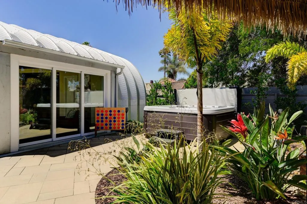 https://cdn.realtyfeed.com/cdn/127/306763989/92215cdd9812c0931e35ab2a70405d32.webp