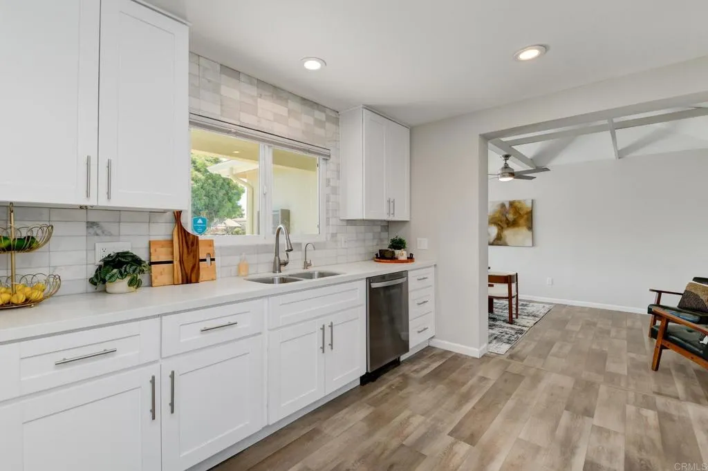 https://cdn.realtyfeed.com/cdn/127/306763989/bd233740e9cc1d3af28ce202932dd258.webp