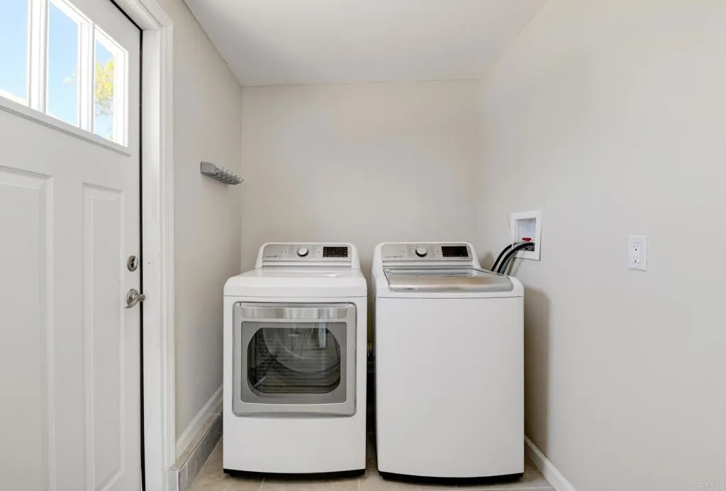 https://cdn.realtyfeed.com/cdn/127/306763989/c5595fb842d8fcdaf5d9510924dcc0ff.webp