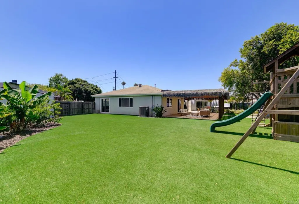 https://cdn.realtyfeed.com/cdn/127/306763989/fac8d33b264e698f3cd3c0a7b2b236c8.webp